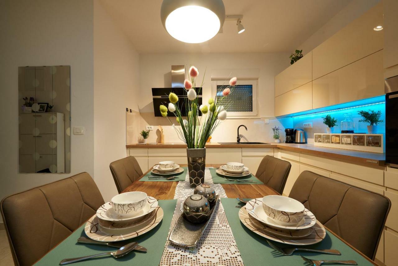 Golubica Apartment Trogir Ngoại thất bức ảnh