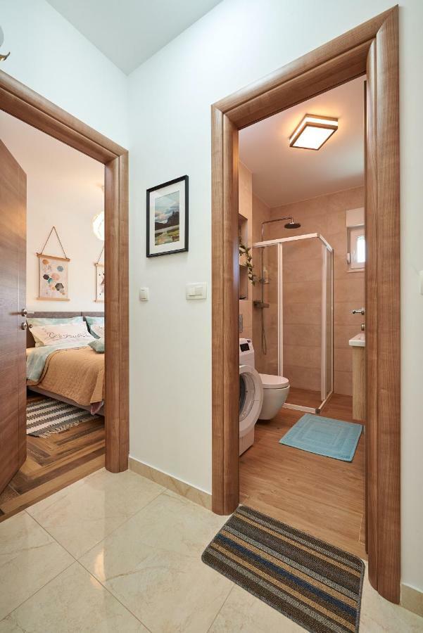 Golubica Apartment Trogir Ngoại thất bức ảnh